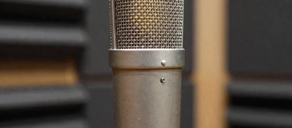 How to Evaluate Vocal Microphones Using Raw Audio Files